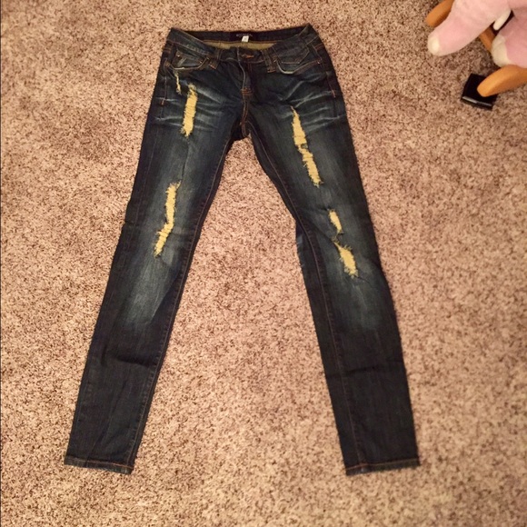 Dark wash Rocawear skinny jeans