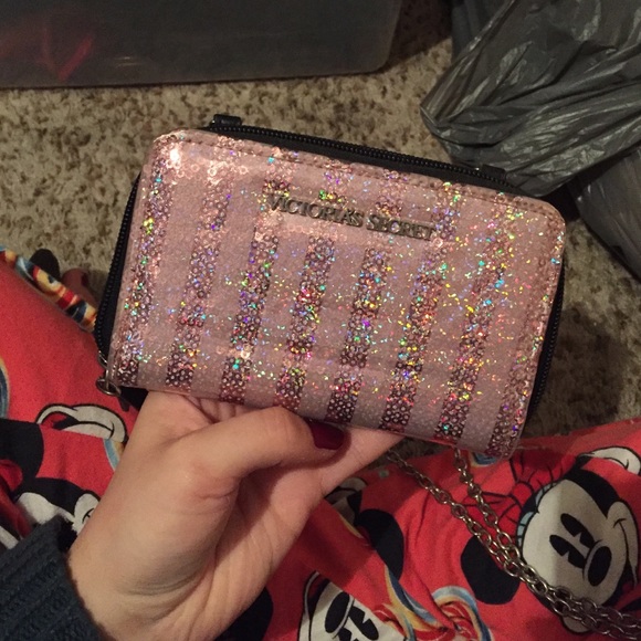 Victoria's Secret iPhone 5 case/purse - Picture 1 of 2