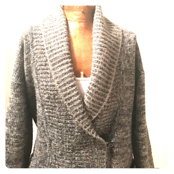 Marled gray and blue Gap cardigan