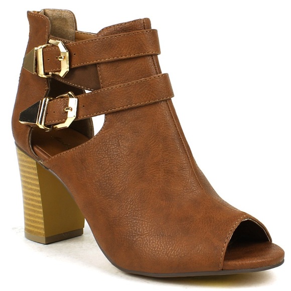 Mark & Maddux Shoes - NEW ✨ Cognac Double-Buckle Eddi Peep-Toe Bootie