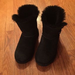 Kids Black UGG Boots size 3