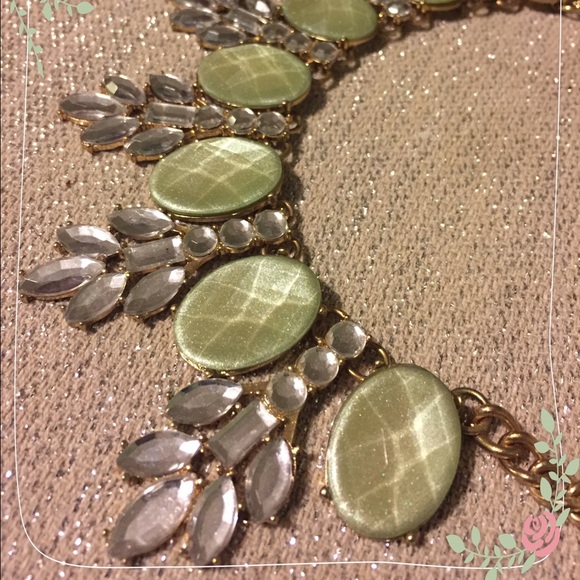 Green & clear stone necklace