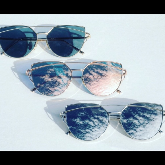 Silver Cateye Mirrored Metal Frame Sunglasses - Picture 3 of 5