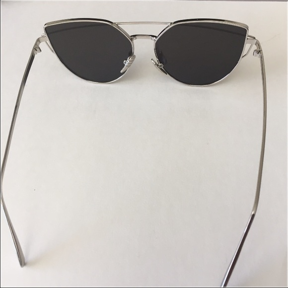 Silver Cateye Mirrored Metal Frame Sunglasses - Picture 5 of 5