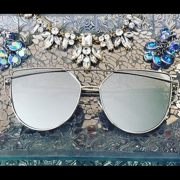 Accessories - Silver Cateye Mirrored Metal Frame Sunglasses