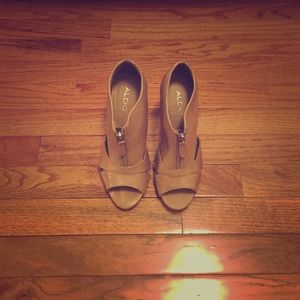 Aldo Zip Front Cut-Out Heeled Sandals Size 7
