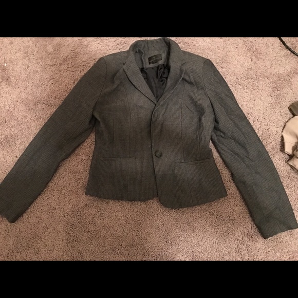 Gray blazer