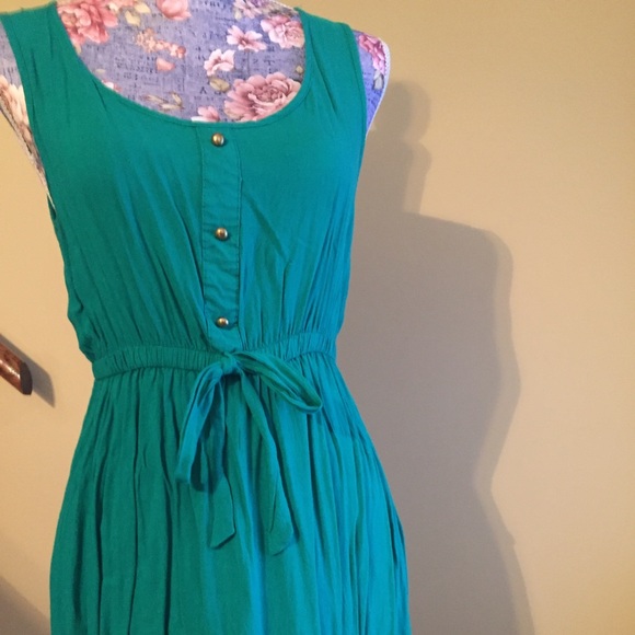 Charlotte Russe jade dress - size med
