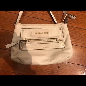 Cross body Michael Kors bag