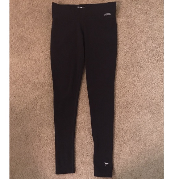 SOLD on Ⓜ️ Pink Victoria's Secret fleece-lined - Picture 1 of 4
