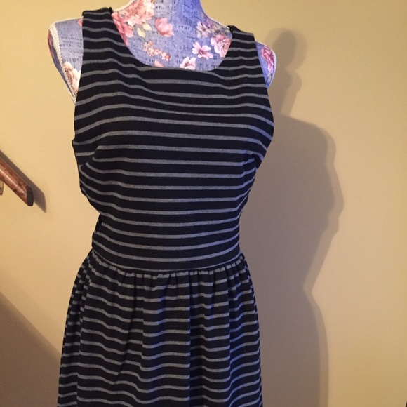 Forever 21 striped dress - size large