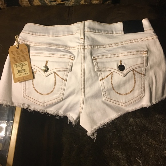 White true religion shorts with tags - Picture 2 of 2