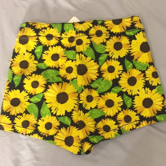 H&M Mini shorts