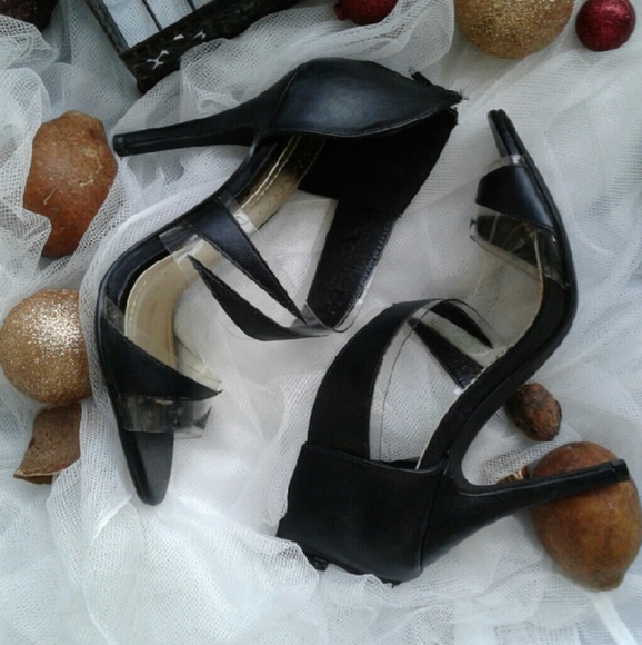 Liliana Shoes - Picture 3 of 4