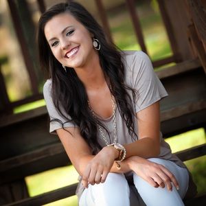 Meet your Posher, Brittney