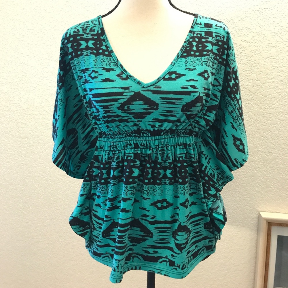 🔥Last Call🔥 Women’s Aztec Print Top Size L - Picture 1 of 5