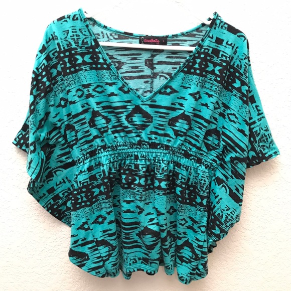 🔥Last Call🔥 Women’s Aztec Print Top Size L - Picture 4 of 5