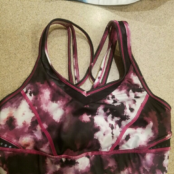 EUC lululemon strap it like it's hot bra