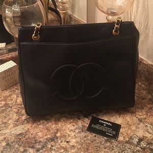 AUTHENTIC BEAUTIFUL Chanel bag!! 👜