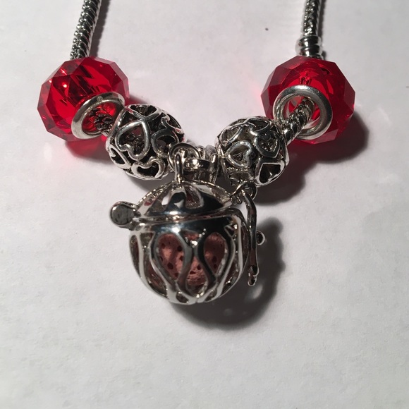 Basket Essential Oil Diffuser Bracelet - Picture 3 of 4