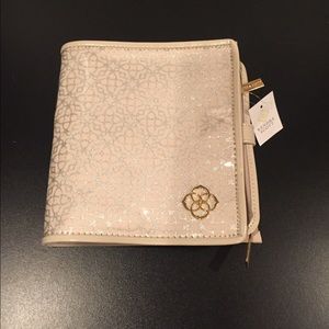 Kendra Scott jewelry organizer/travel