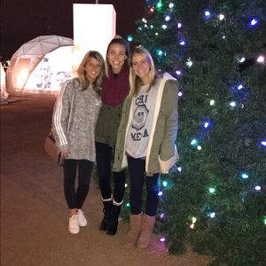 Meet your Posher, Brooke