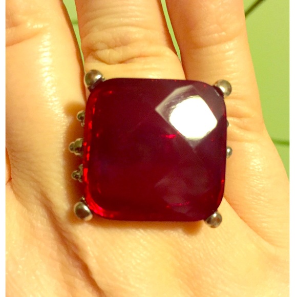 Red stone ring 👑