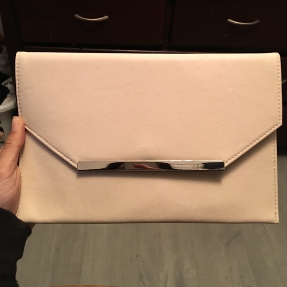 Envelope clutch 👛