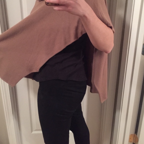 woven heart Sweaters - Lightweight Poncho- perfect transition to Spring. woven heart Sweaters - Lightweight Poncho- perfect transition to Spring.