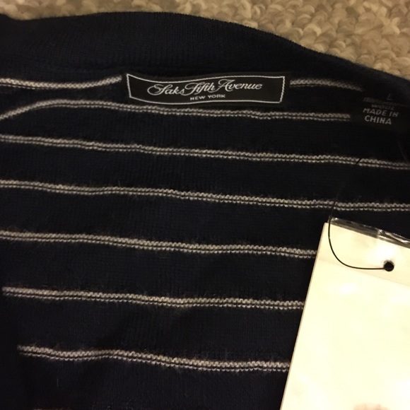 Sweater - Picture 2 of 3