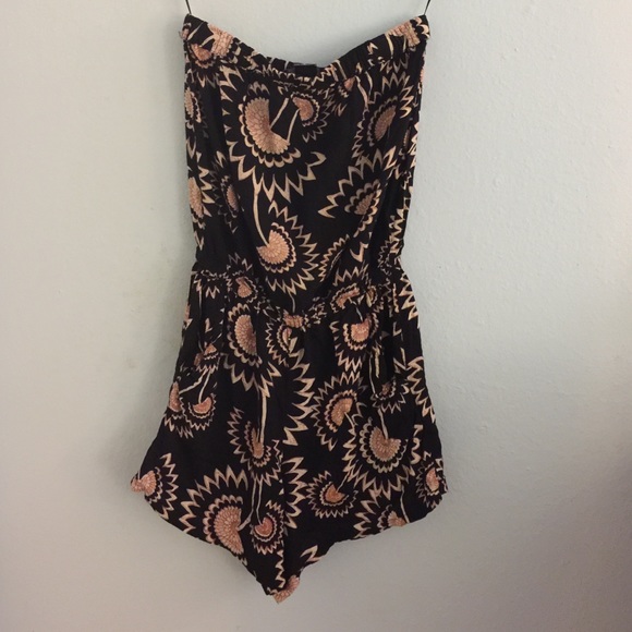 💐SOLD💐Angie strapless romper