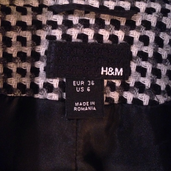 H&M Blazer - Picture 2 of 4