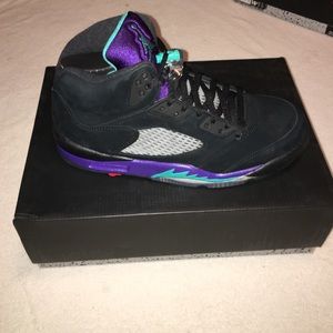 Air Jordan 5 grapes black