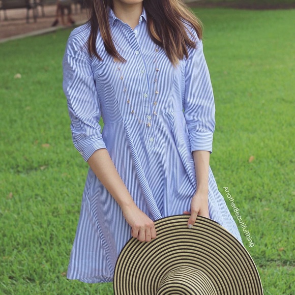 Ann Taylor Dresses & Skirts - Stripe shirt dress