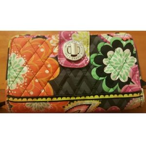 Vera Bradley Turnlock Wallet-Ziggy Zinnia Pattern