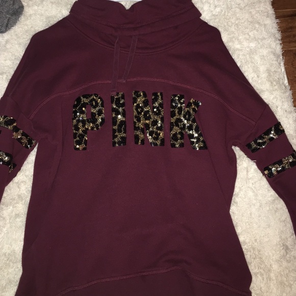 pink sweatshirt, hardly worn!!