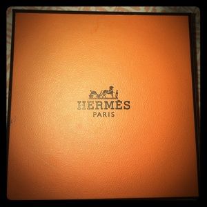 Hermes Hapi 3mm yellow gold and black leather