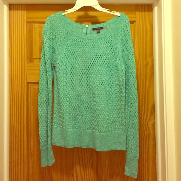 Cozy knit American Eagle sweater