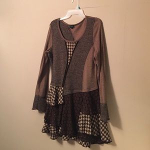 Women's sweater