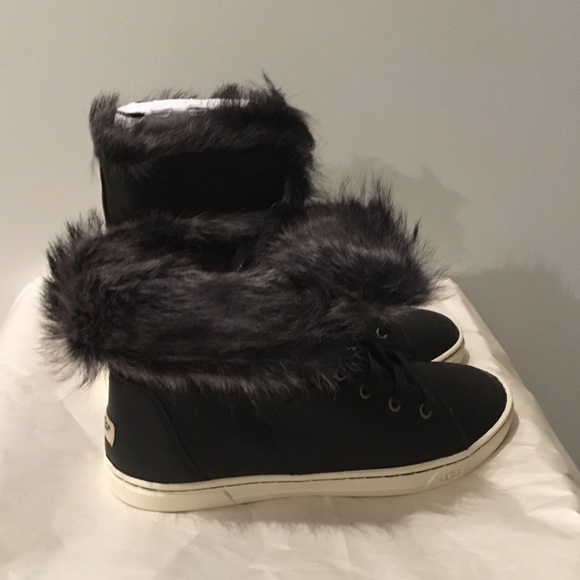 UGG Shoes - UGG W Croft (1008473) Black Size 7