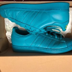 Pharrell turquoise adidas