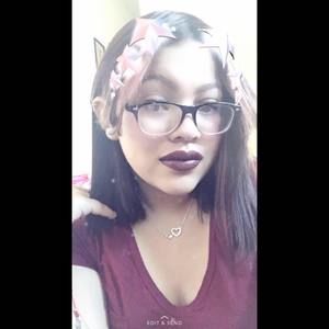 Meet your Posher, Elvia