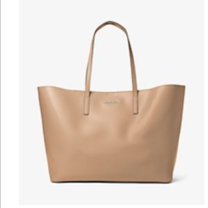 BNWT Michael Kors XL Emry Tote