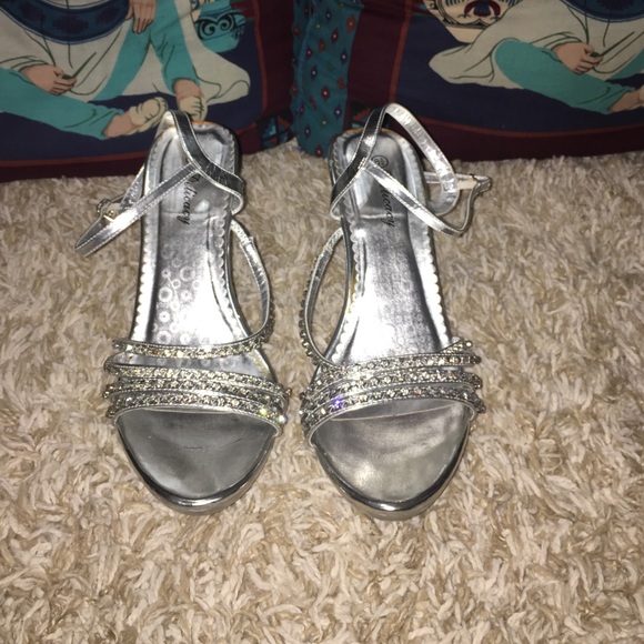 Silver 4" rhinestone heel