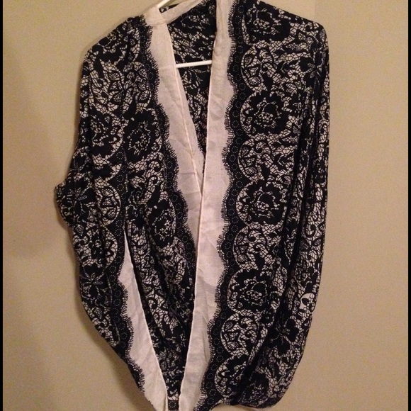 Black & White Infinity Scarf