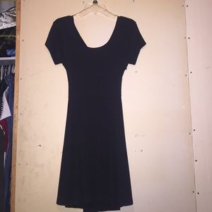 Black dress, with cross back