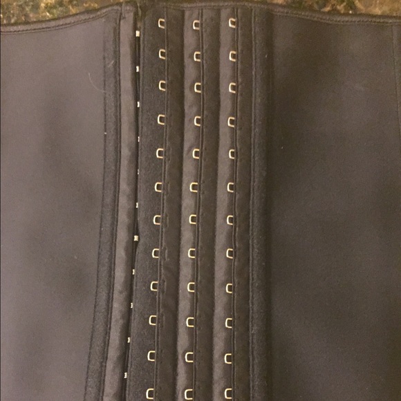 Waist Trainer - Picture 2 of 4