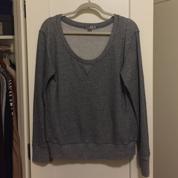 Simple Lounge Scoop Neck Sweater