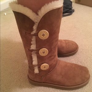 Bailey Button Triplet UGG Boots