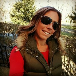 Meet your Posher, Dana